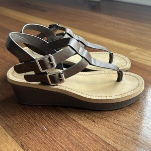 7.5 tan, and brown wedges